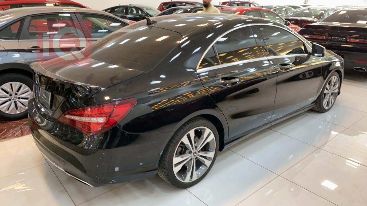 Mercedes-Benz CLA